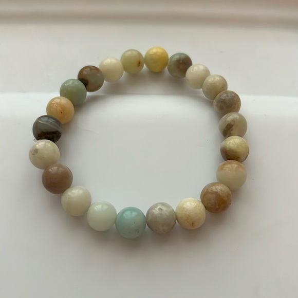 Amazonite Crystal Stretch Bracelet 8mm - Picture 2 of 10